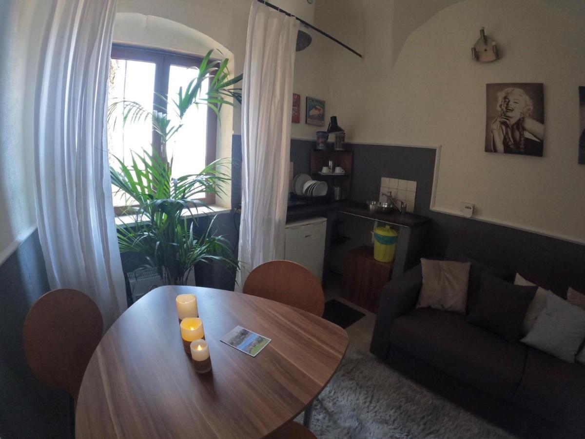 Piazzetta Little Suite อาร์มา ดิ ตัจจา ภายนอก รูปภาพ